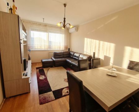 Eladó Lakás 1033 Budapest 3. kerület , Kaszásdűlő utca