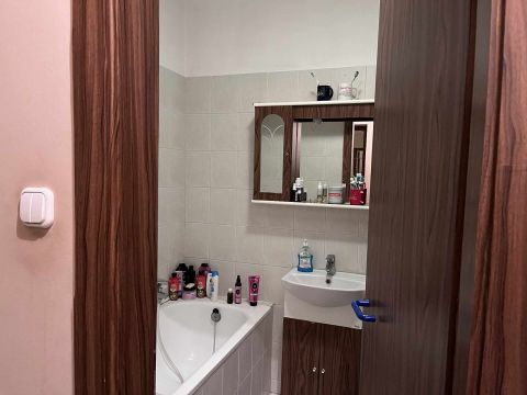 Eladó Lakás 8000 Székesfehérvár Palotavárosban