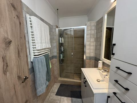 Eladó Lakás 6000 Kecskemét 