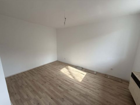 Eladó Lakás 9200 Mosonmagyaróvár Soproni utca közelében