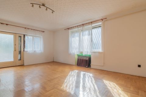 Eladó Lakás 1126 Budapest 12. kerület 