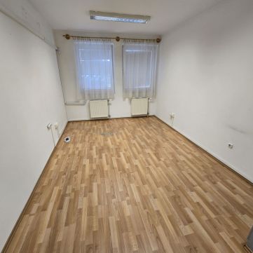 Kiadó Iroda 6000 Kecskemét , KIADÓ IRODÁK KECSKEMÉT BELBVÁROSÁBAN!