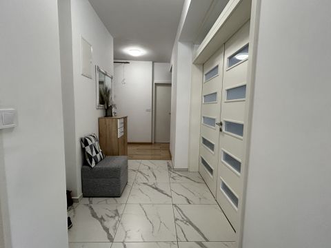 Eladó Lakás 8360 Keszthely Újszerű, földszinti teraszos lakás a belvárosban 