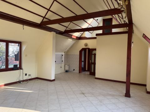 Eladó Ház 1221 Budapest 22. kerület , Budafok csendes utcájában ikerházfél eladó!