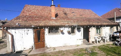 Eladó Ház 2750 Nagykőrös , 2750 Nagykőrös, Belvároshoz közel