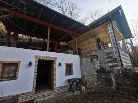 Eladó Ház 2543 Süttő 