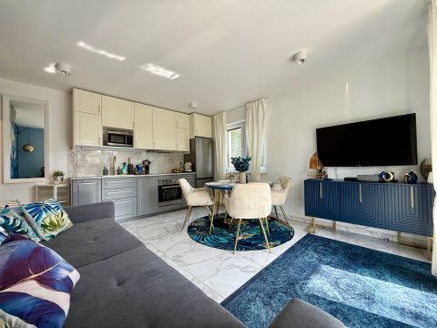 Eladó Lakás 8174 Balatonkenese , A Marina port, és strand közelében