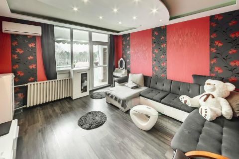 Eladó Lakás 6000 Kecskemét , FIATALOS 3 SZOBÁS LAKÁS SZÉPEN FELÚJÍTVA!