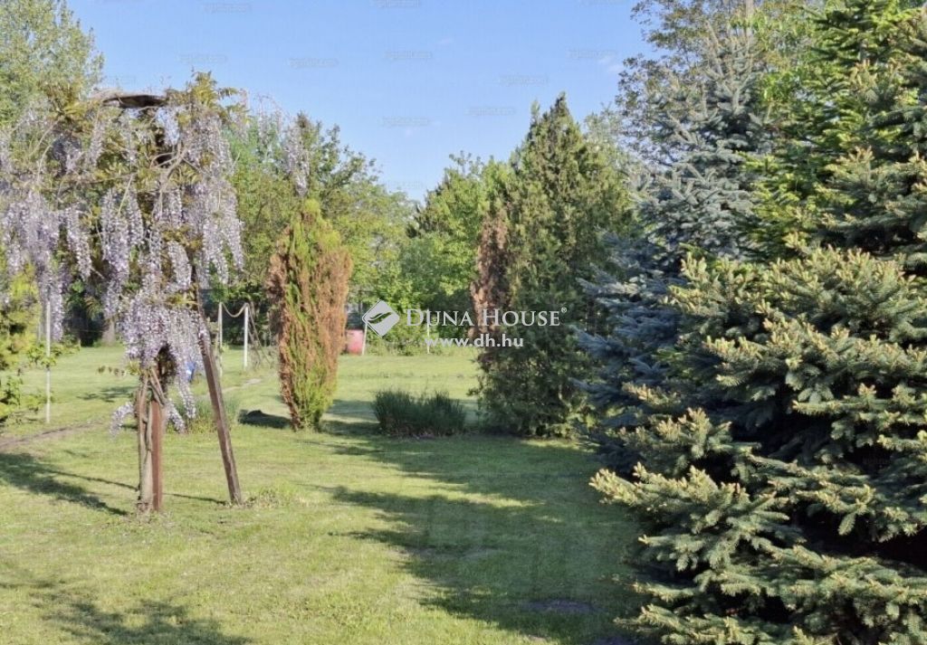 9028 Győr , Szerencse utca közelében — 1/6