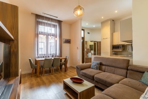 Eladó Lakás 1074 Budapest 7. kerület 