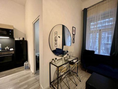 Eladó Lakás 1082 Budapest 8. kerület 