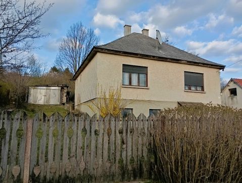 Eladó Ház 2524 Nagysáp 