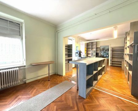 Kiadó Iroda 7623 Pécs , Belvárosban, kiadó iroda- Ügyvédi irodának, cégközpontnak