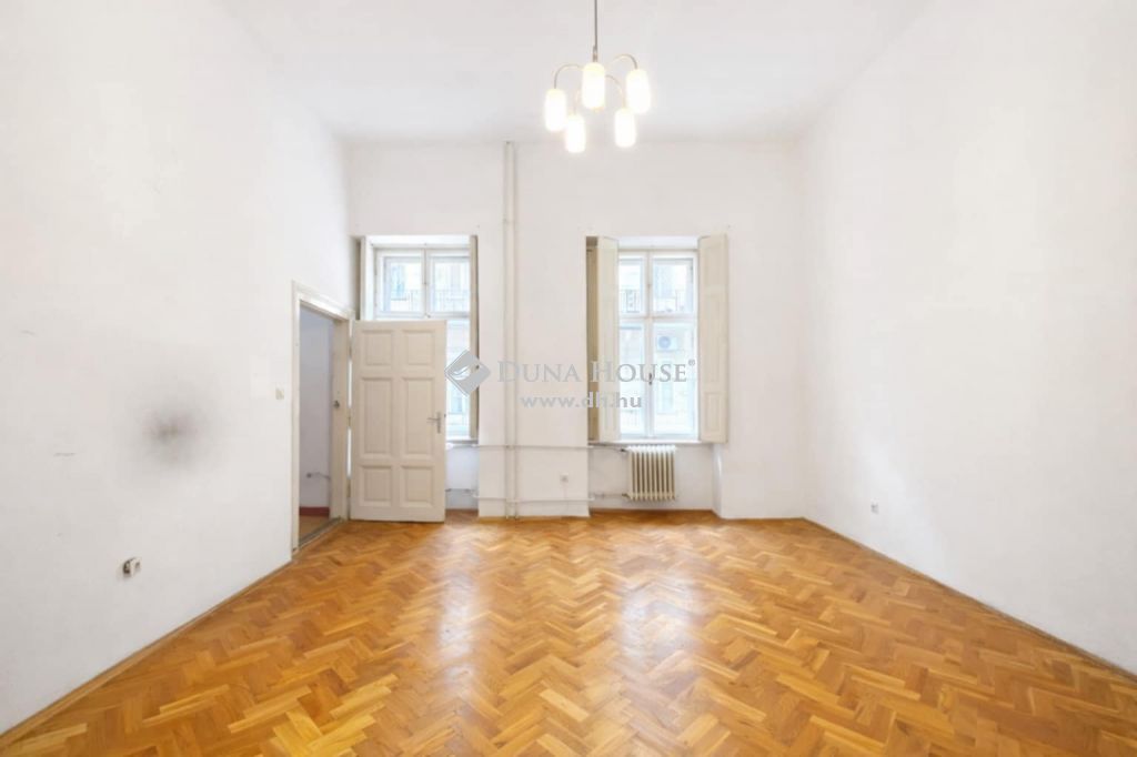 1065 Budapest 6. kerület — 1/9