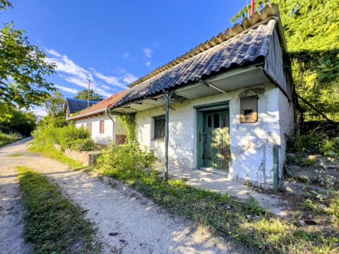 Eladó Mezőgazdasági 2051 Biatorbágy 