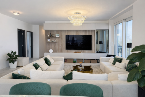 Eladó Lakás 1151 Budapest 15. kerület 