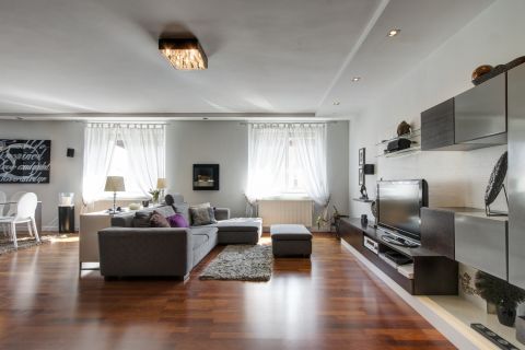 Kiadó Lakás 1055 Budapest 5. kerület 