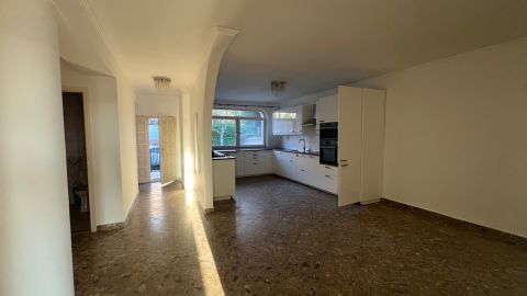 Kiadó Ház 2040 Budaörs 