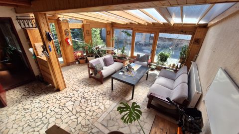 Eladó Ház 8000 Székesfehérvár , Praktiker parkoló