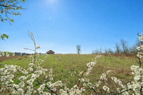 Eladó Telek 8373 Rezi 