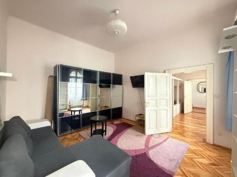 Eladó Lakás 1065 Budapest 6. kerület , 1065 Budapest 6, Nyugati