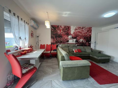 Eladó Ház 2364 Ócsa 2022-ben épült 2 szoba+ nappalis ikerház-fél