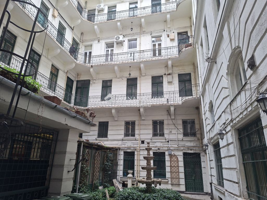 1088 Budapest 8. kerület — 1/36