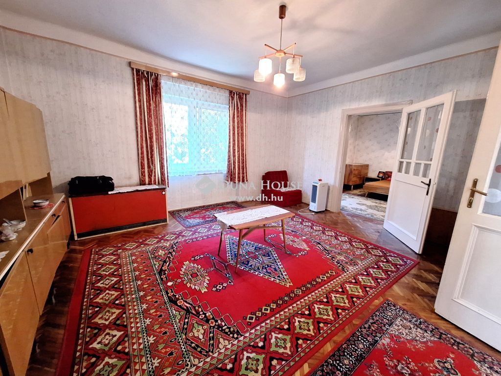 6085 Fülöpszállás , FÜLÖPSZÁLLÁSON KÖZPONTI ELHELYEZKEDÉSŰ CSALÁDI HÁZ — 1/14