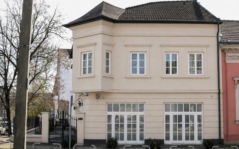 Eladó Irodaépület 4400 Nyíregyháza Belváros