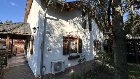 Eladó Ház 2310 Szigetszentmiklós , Tulipán utca közelében