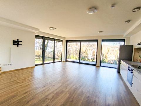 Kiadó Lakás 1025 Budapest 2. kerület ZÖLDMÁLON AZONNAL KÖLTÖZHETŐ 3 SZOBÁS ERKÉLYES PRÉMIUM LAKÁS