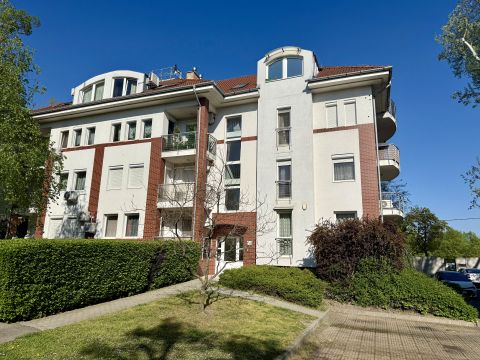 Eladó Lakás 1104 Budapest 10. kerület ÓHEGY, ÁRNYASLIGET LKP., 2 SOBÁS, 56m2-es, JÓ ÁLLAPOTÚ LAKÁS