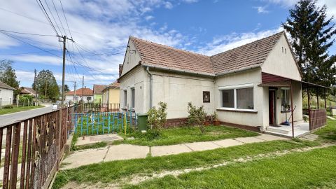 Eladó Ház 8799 Pakod 