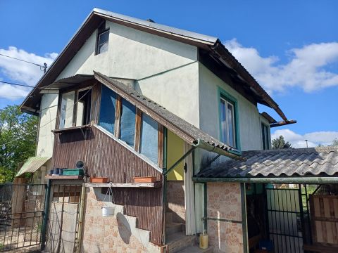 Eladó Ház 2045 Törökbálint 