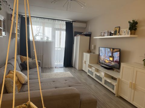 Eladó Lakás 7636 Pécs 