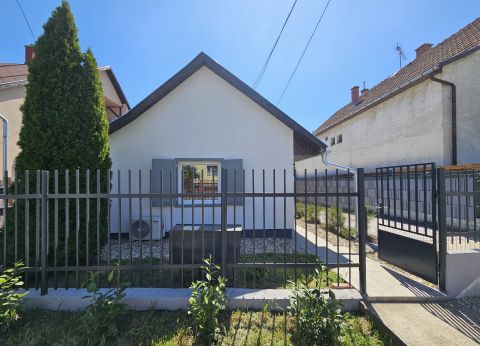 Eladó Ház 2151 Fót , Fót Kisalag