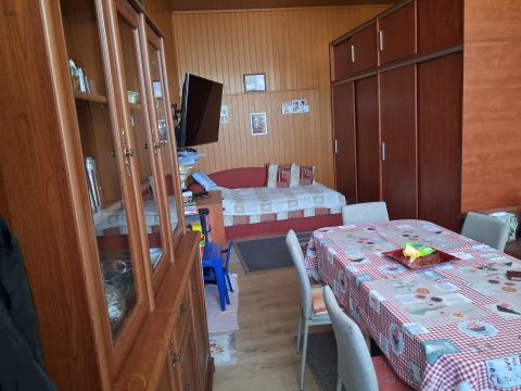Eladó Ház 8100 Várpalota , Csendes utcában