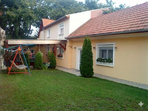 Eladó Ház 4002 Debrecen , 4026 Debrecen, Belváros I. Övezet