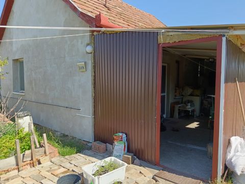Eladó Ház 2700 Cegléd , Nincs cím