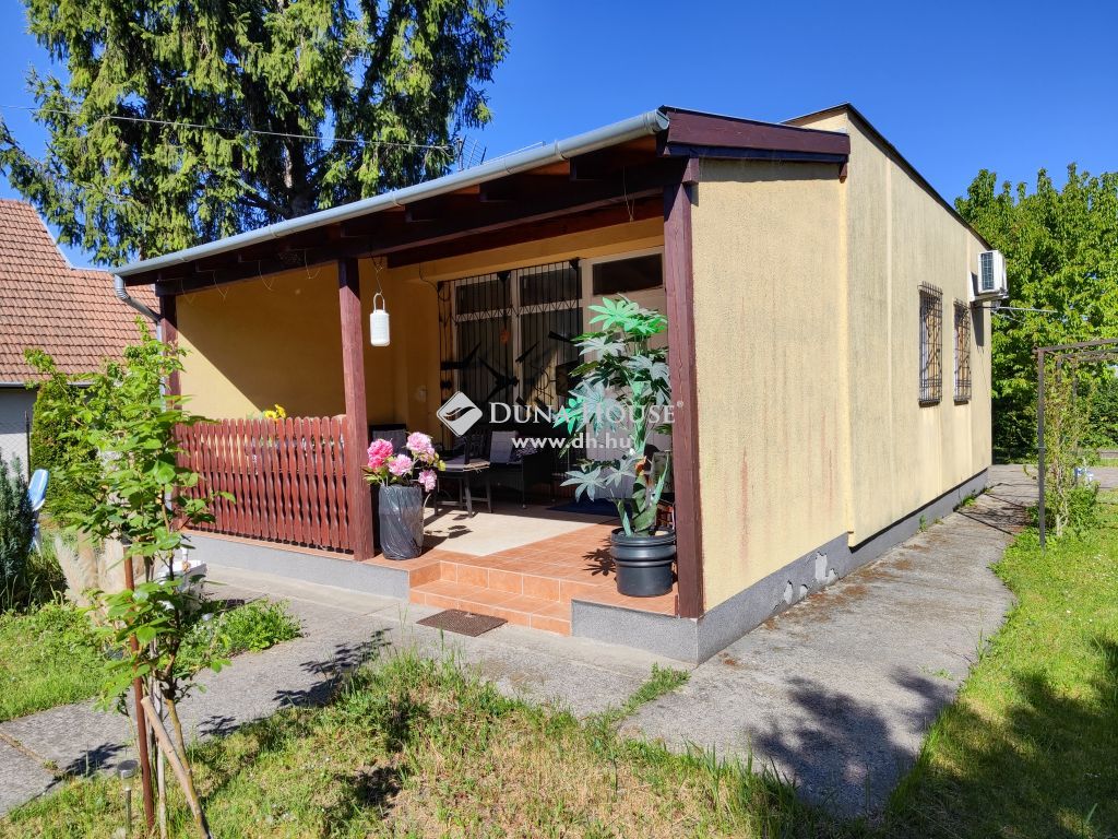 2481 Velence , a számozott utcákban, csinos nyaraló — 1/14