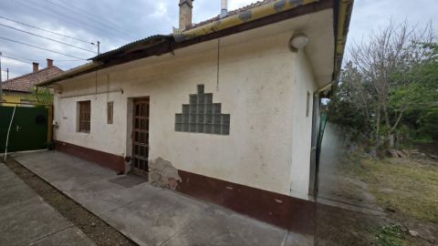Eladó Ház 2700 Cegléd Nincs utca