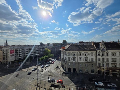 Eladó Lakás 1085 Budapest 8. kerület , 1085 Budapest 8, Corvin-negyed