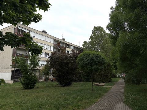 Kiadó Lakás 2500 Esztergom 
