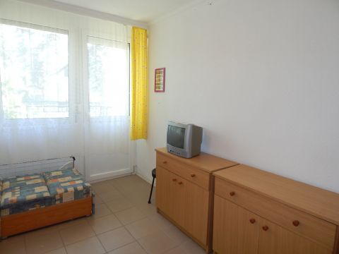 Eladó Lakás 8600 Siófok Balatonszéplakon, erkélyes, földszinti üdülő eladó