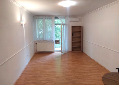 Kiadó Lakás 7400 Kaposvár , ***KIADÓ, Dési Huber utca, igényes, 2 szobás, erkélyes lakás