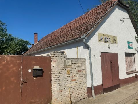 Eladó Ház 6448 Csávoly 