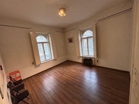 Eladó Lakás 1063 Budapest 6. kerület 1063 Budapest 6, Diplomatanegyed