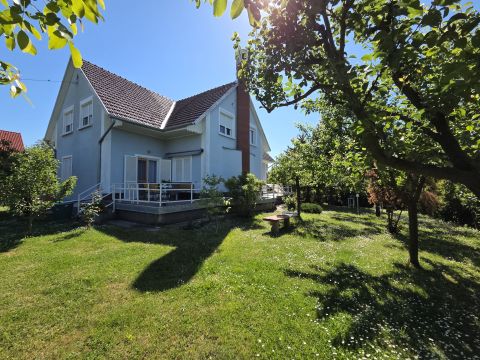 Eladó Ház 8256 Ábrahámhegy 
