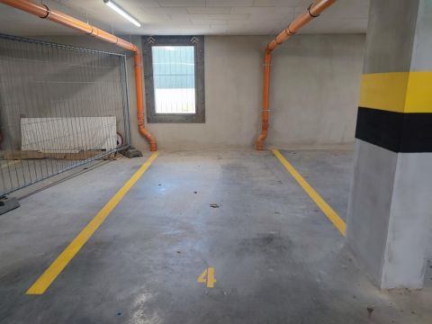 Eladó Parkoló 2900 Komárom 