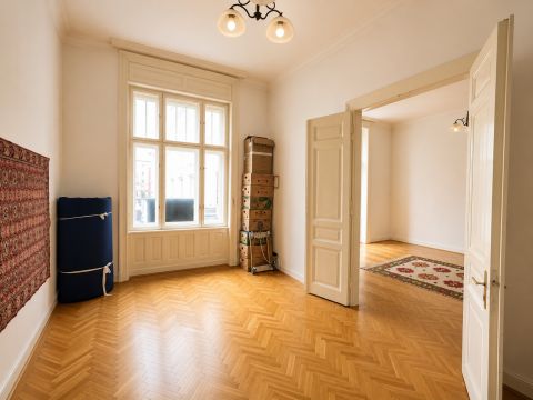 Eladó Lakás 1085 Budapest 8. kerület 
